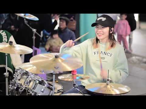 玖壹壹 Nine One One Ft. 陳嘉樺 Ella《來個蹦蹦》街演 MAR | 羅小白 S.white