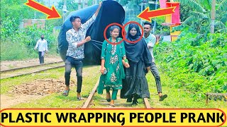 PLASTIC WRAPPING PEOPLE PRANK🤣🤣 GONE WRONG PRANK IN INDIA 2024 by Razu prank tv