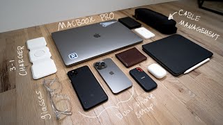 What's in my bag? | Software engineer every day carry | 2022 screenshot 4