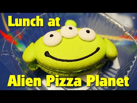 Video: Disneyland Avab Pizza Planeedi Mänguasjadest Story Sel Suvel