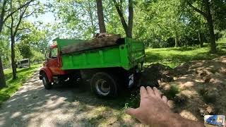 4700 Hauling Dirt - Fighting Equipment