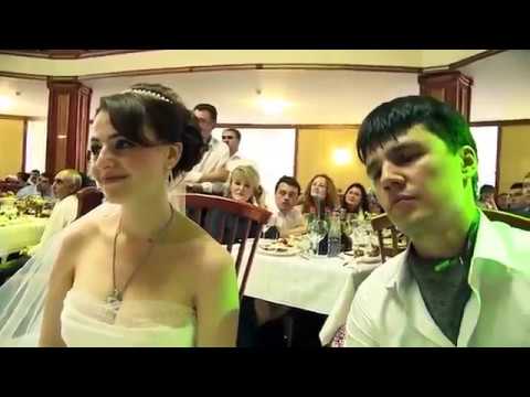 ქორწილში ძმაკაცის გულისამაჩუყებელმა შესრულებამ სიძე პატარძალი და სტუმრები აატირა