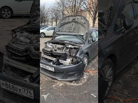 Есть идеи как она сюда попала и почему все требуха наружу ?🙄 #аннажаки #авто #макжак #citroen