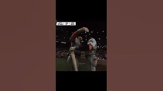 Alex Bregman and Yainer Diaz hit back to back home runs 😳 #mlb #houstonastros #baltimoreorioles thumbnail