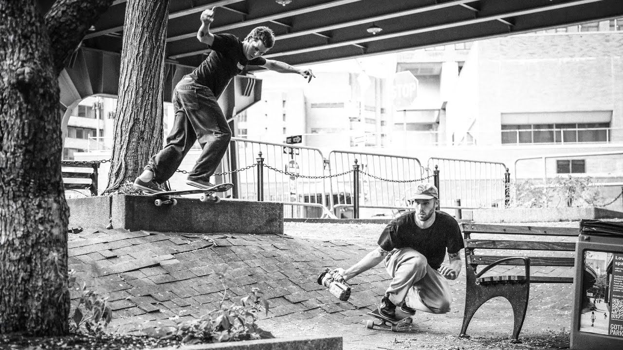 PREMIERE: Marse Farmer in "Singer Tower"