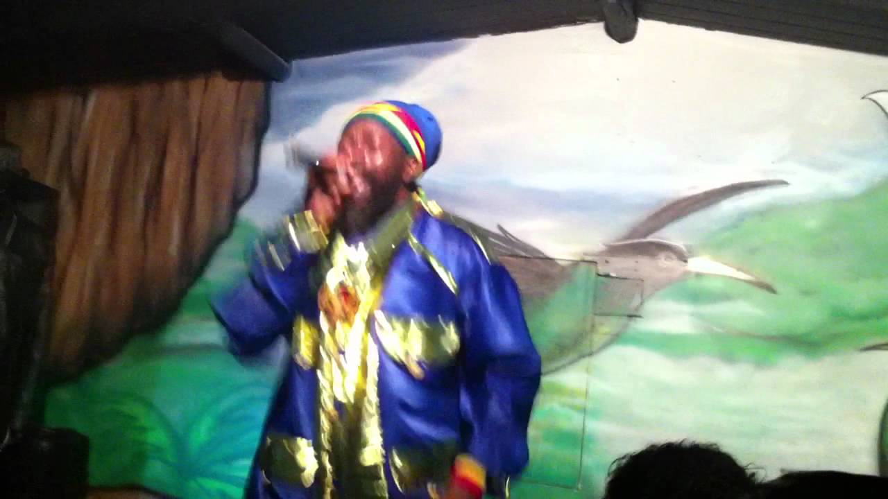 CAPLETON - JAH PROTECT US / ACRES LIVE IN TAMPA, FL 2012