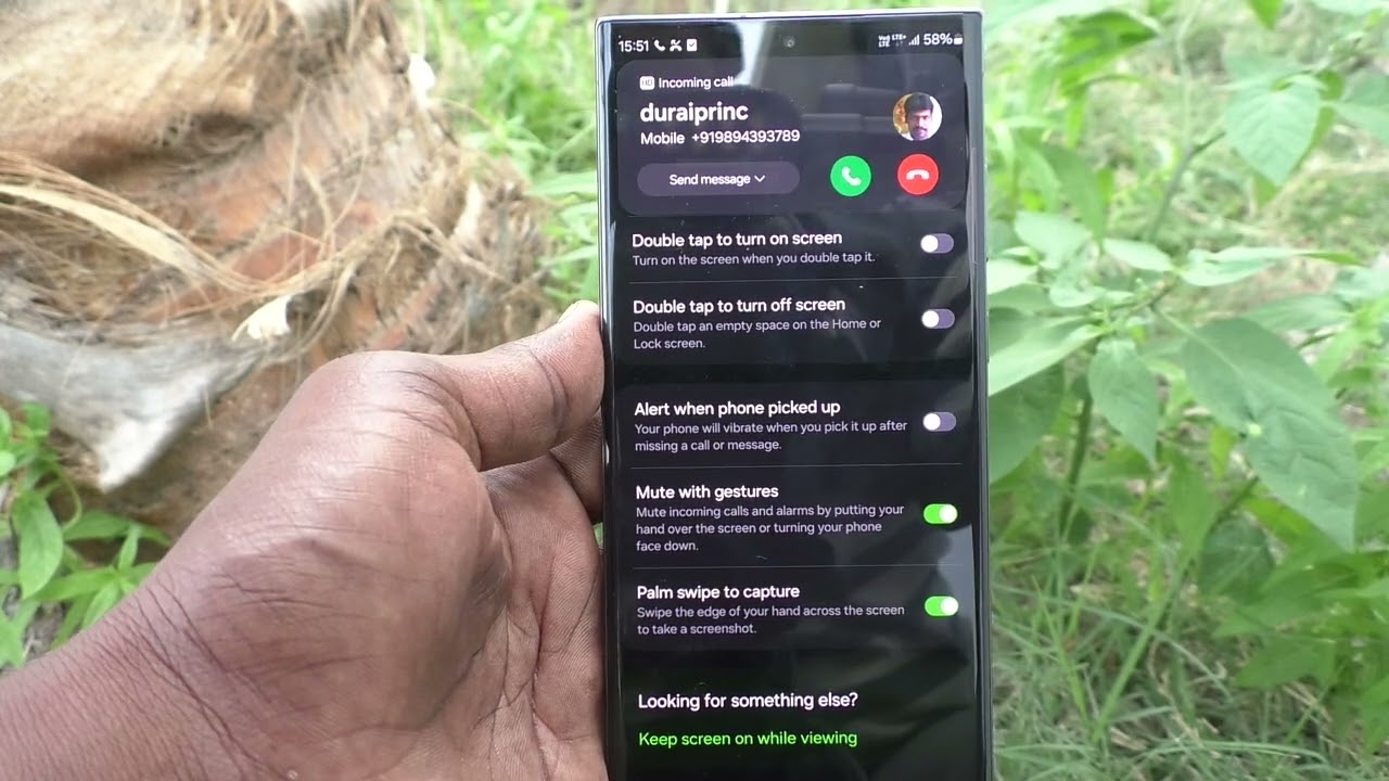 How to use mute with gestures in Samsung Galaxy Phones