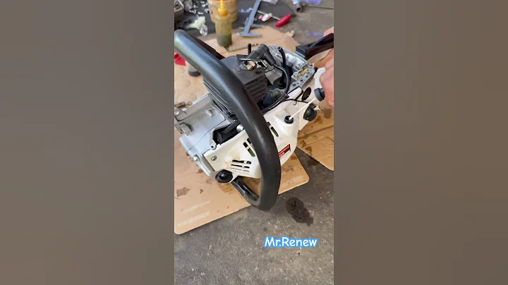 Check whether this chainsaw’s engine is running properly.