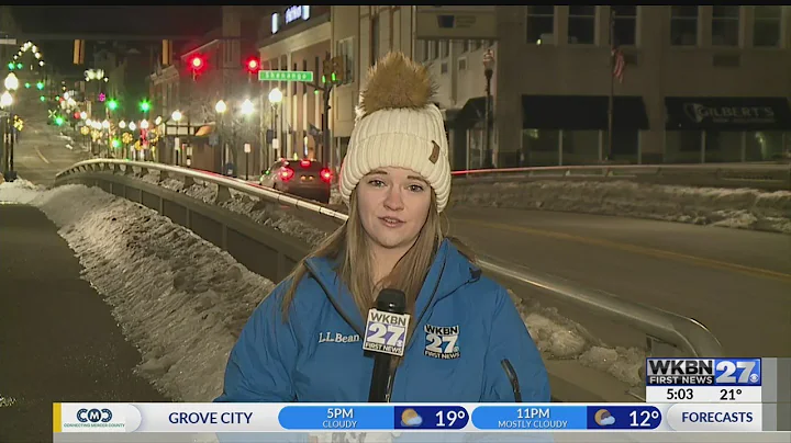 Sharon crews struggle to clear snow on roads