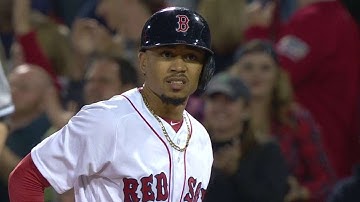 NYY@BOS: Betts drives in Bogaerts with single to left