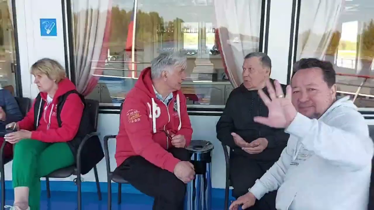 Теплоход Лев Толстой, круизная компания Водоход. - YouTube