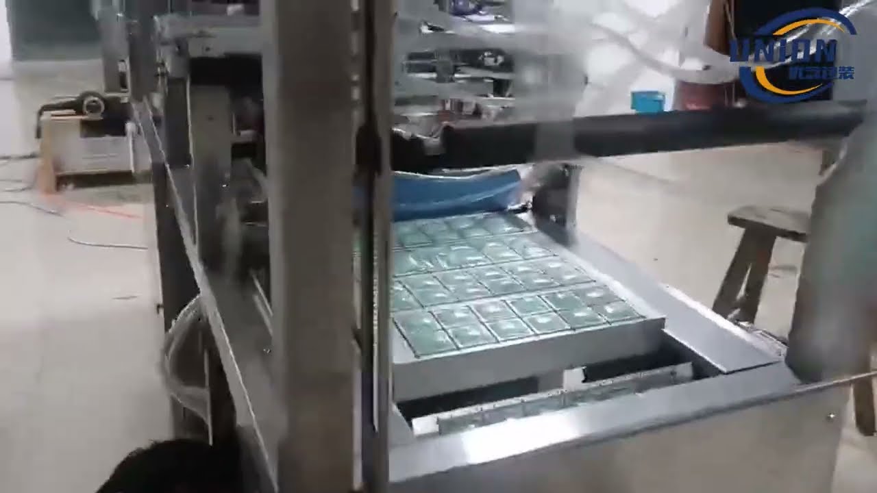 eco-friendly Water-soluble dishwasher Laundry detergent pods packaging machine 