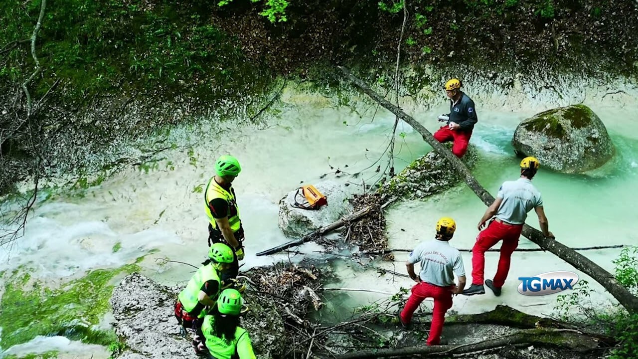 Recuperate e trasferite a Chieti salme Vigili del Fuoco