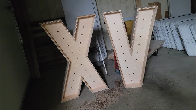 Letras grandes 120cm completamente con madera de palets 