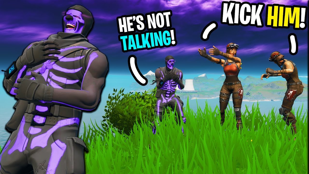 I'm NOT ALLOWED to TALK to my TEAMMATES on Fortnite... (they got MAD!)