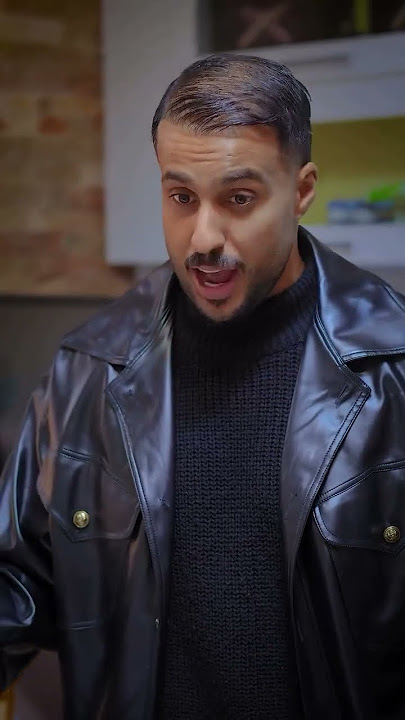 ادب خيلي جاها شرمندت نميكنه😉