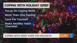 Experts offer advice on coping with grief over the holidays