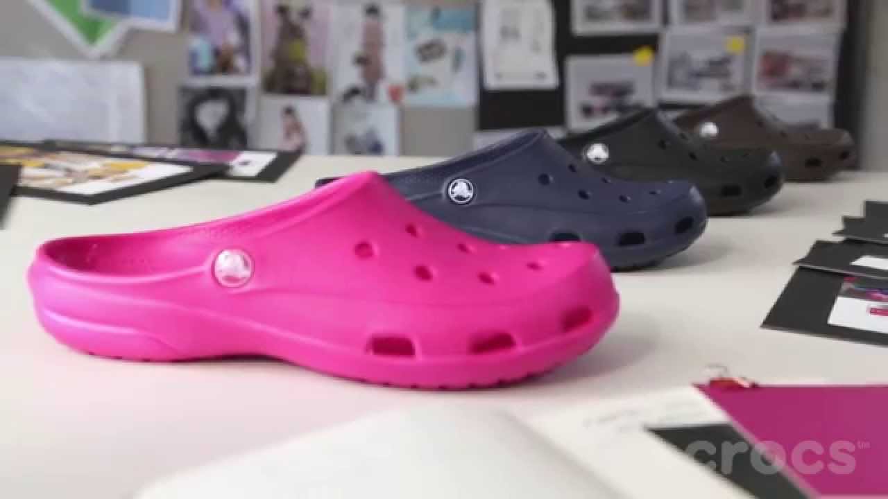 Women's Crocs Freesail Clog - YouTube