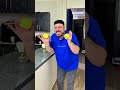 عندما ترى الجميع يتصرفون بغرابة 109      109