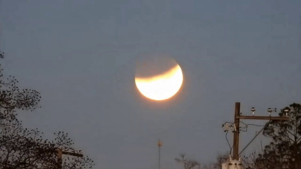 Jan 31st 2018 lunar eclipse (Mike Boll mirror) - YouTube