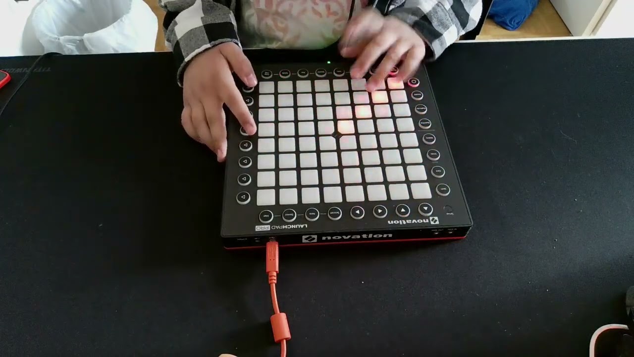 Alan Walker - Sing me to Sleep | Launchpad Cover