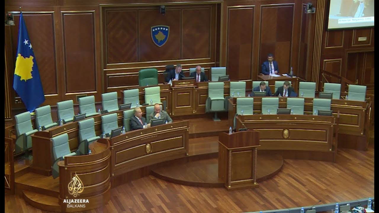جلسة استثنائية لبرلمان كوسوفو بشأن إنفاق الأموال من الميزانية