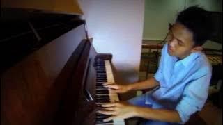 Ernesto Cortazar : Message in a bottle - piano by Michael