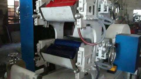 Automatic embossing serviette tissue color printing napkin paper folding machine