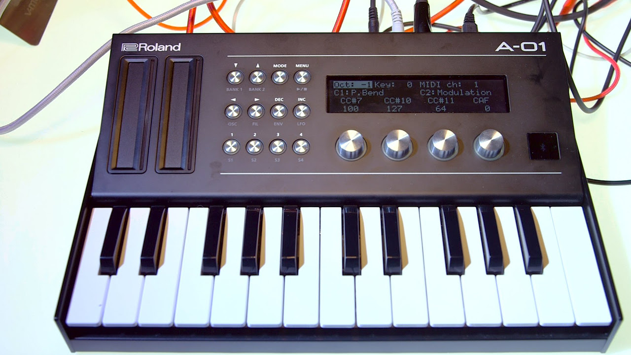 Roland A-01 - NAMM 2016 - YouTube
