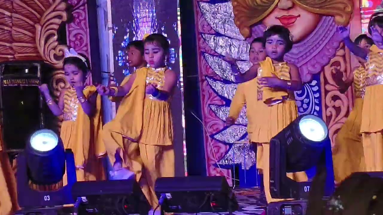 Garau garau gareideli dance by LKG students at XT Xavier's high school Kendrapara 