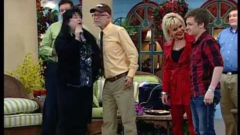 Tammy Sue Bakker sings again!