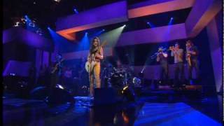 Amy Winehouse - Stronger than me Live On Jools Holland.
