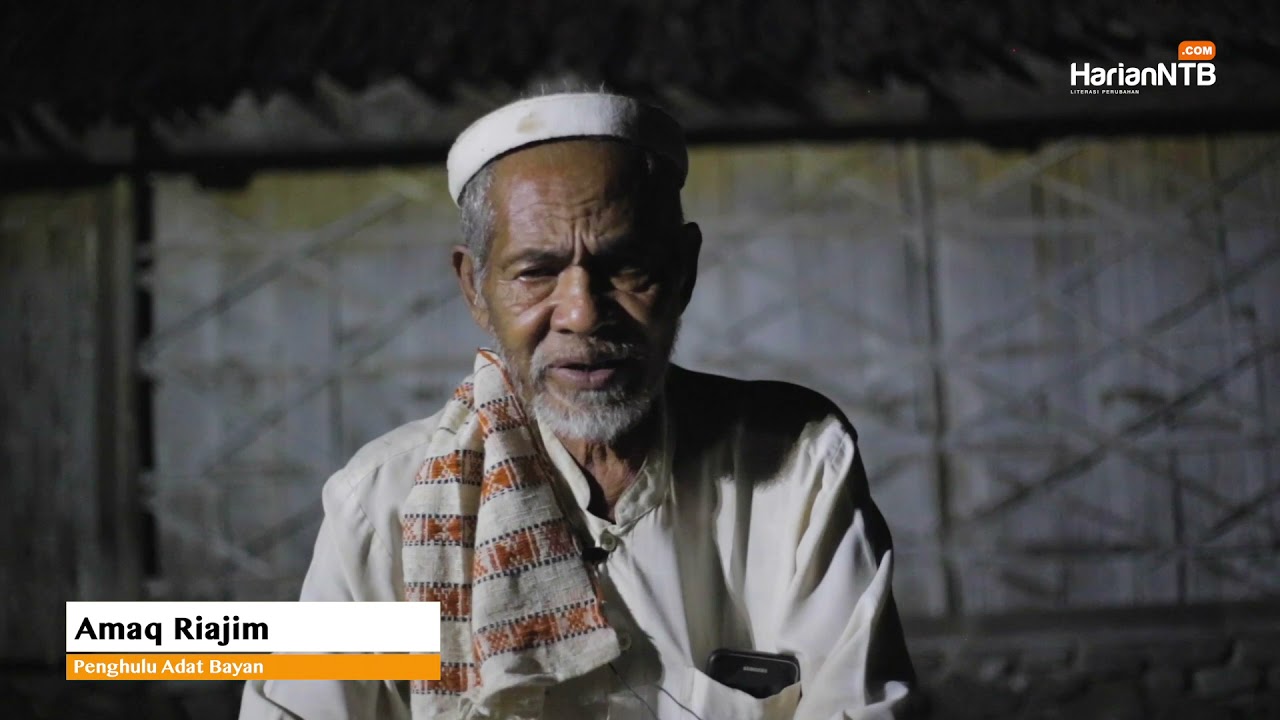 Traweh Kiyai Santri Masjid Kuno Bayan