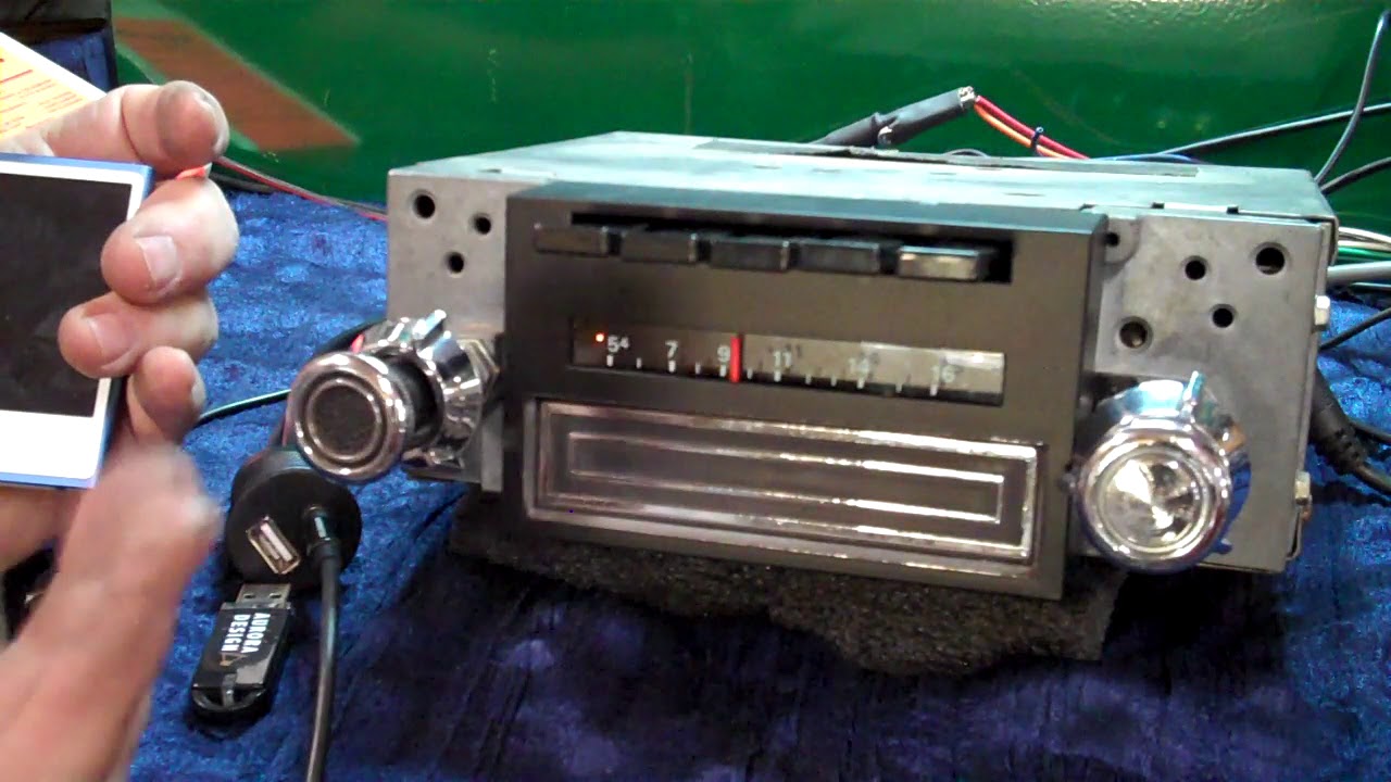 1972 Ford Mustang original AM 8 Track radio - YouTube