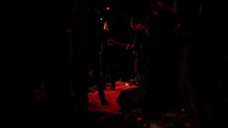 Michael C Hall singing Lazarus at David Bowie tribute