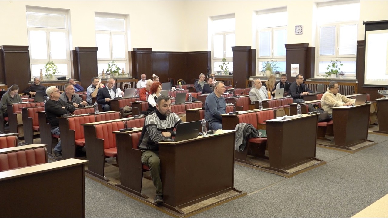 Téma - 9   Škôlka sa rekonštruovať bude