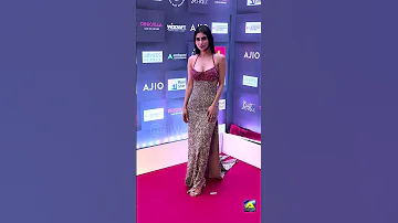 Mouni Roy clicked at Pinkvilla Style Icon Awards 2023 #shorts #bollywoodnews