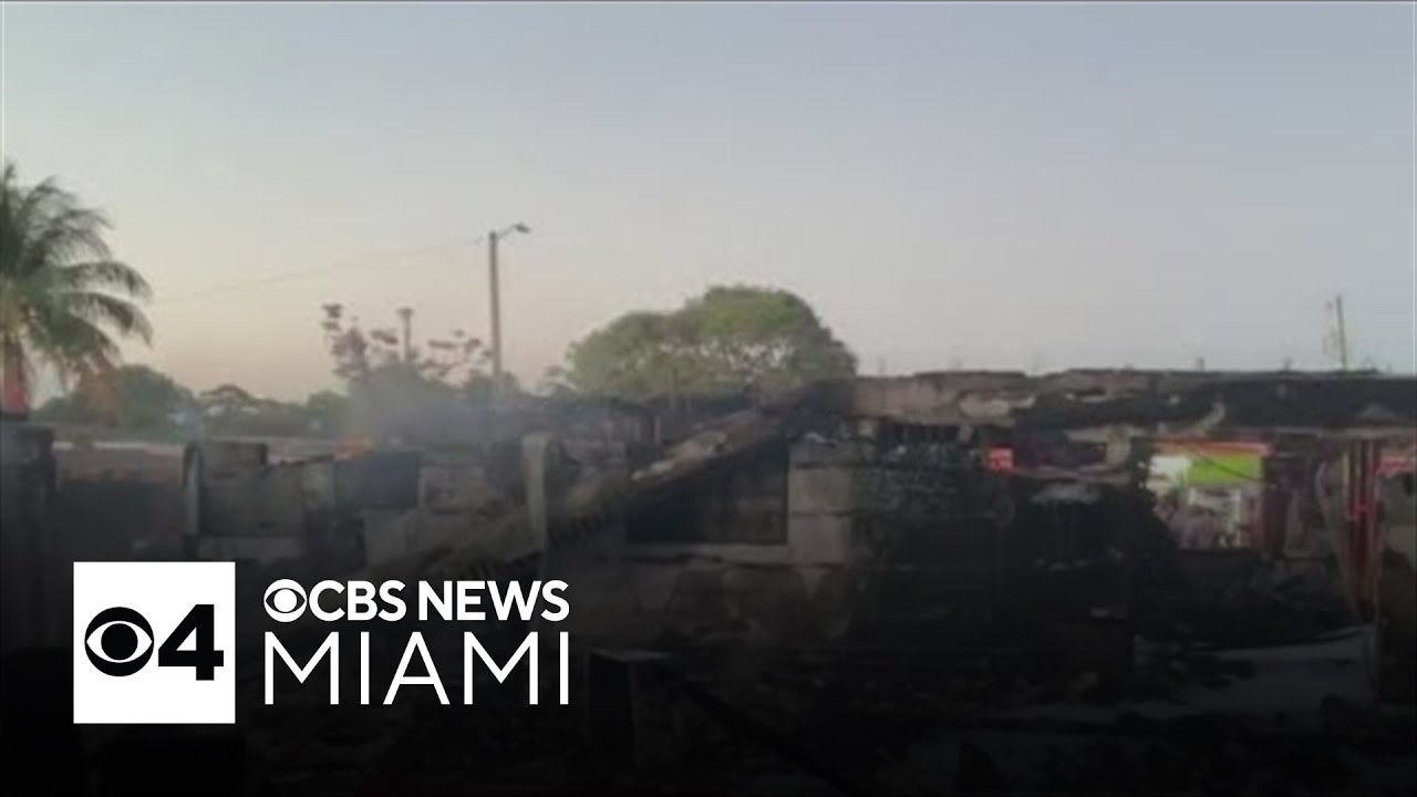 2 dead after fire rips through Miami Gardens home - YouTube