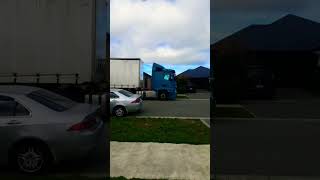 Heavy truck in Newzealand | #karyarangi #shiningkarya #youtuber #vloger #shortsvideo #truck #driver