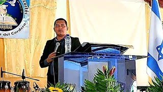 Pastor Carlos Rivas Dios está en todos lados