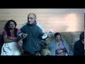 Mi saludable abuelo de 93 años es un ejemplo de vida.