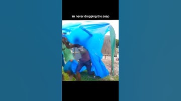 this is why u should not drop the soap cred @audiooibua  #funnymemes #funny #meme