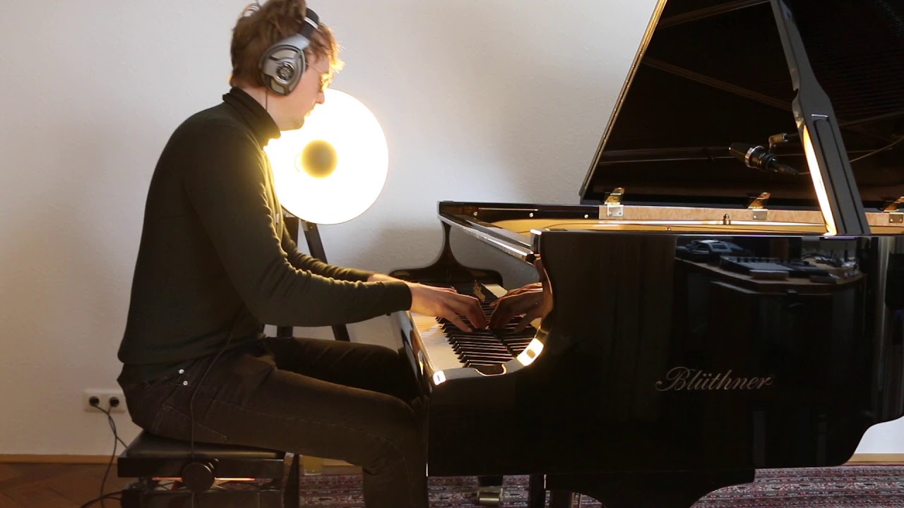 Justus Rümenapp performing his emotional and touching solo Piano composition "Hope" | Live