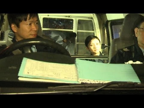 Edward Snowden en route from Hong Kong to Moscow from YouTube · Duration: 37 seconds Edward Snowden en route from Hong Kong to Moscow from YouTube · Duration: 37 seconds