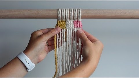 MACRAME SHAPES SERIES - Coloured Vertical Lines Using Vertical Double Half Hitch Knots!