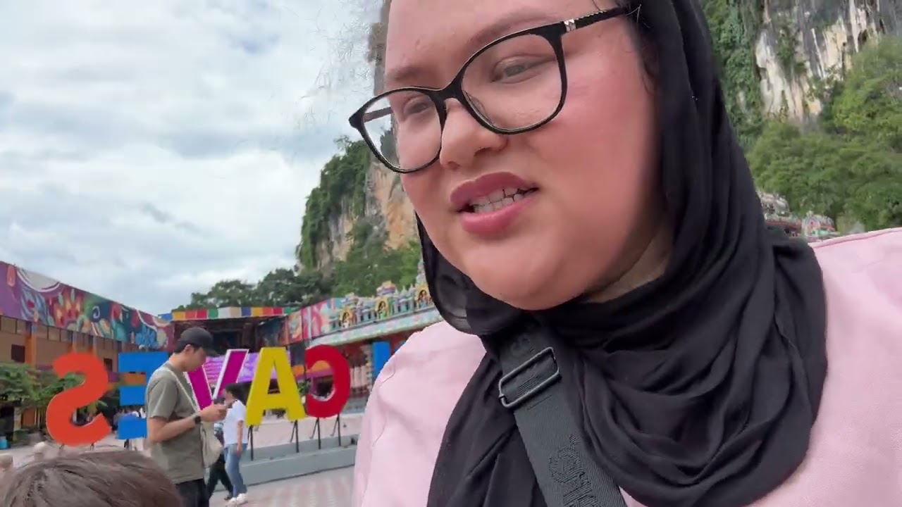 Malaysia Trip Day 8 | Batu Caves | Exploring Ampang.