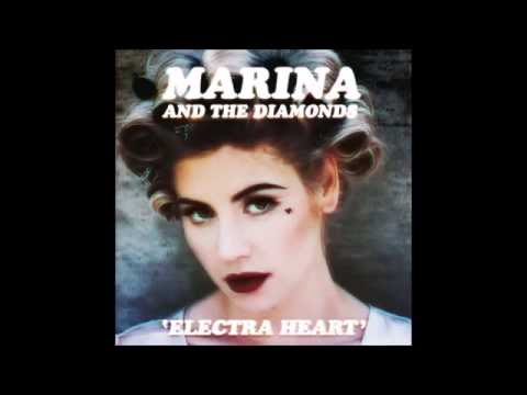 01 Bubblegum Bitch (Marina and The Diamonds / Electra Heart)