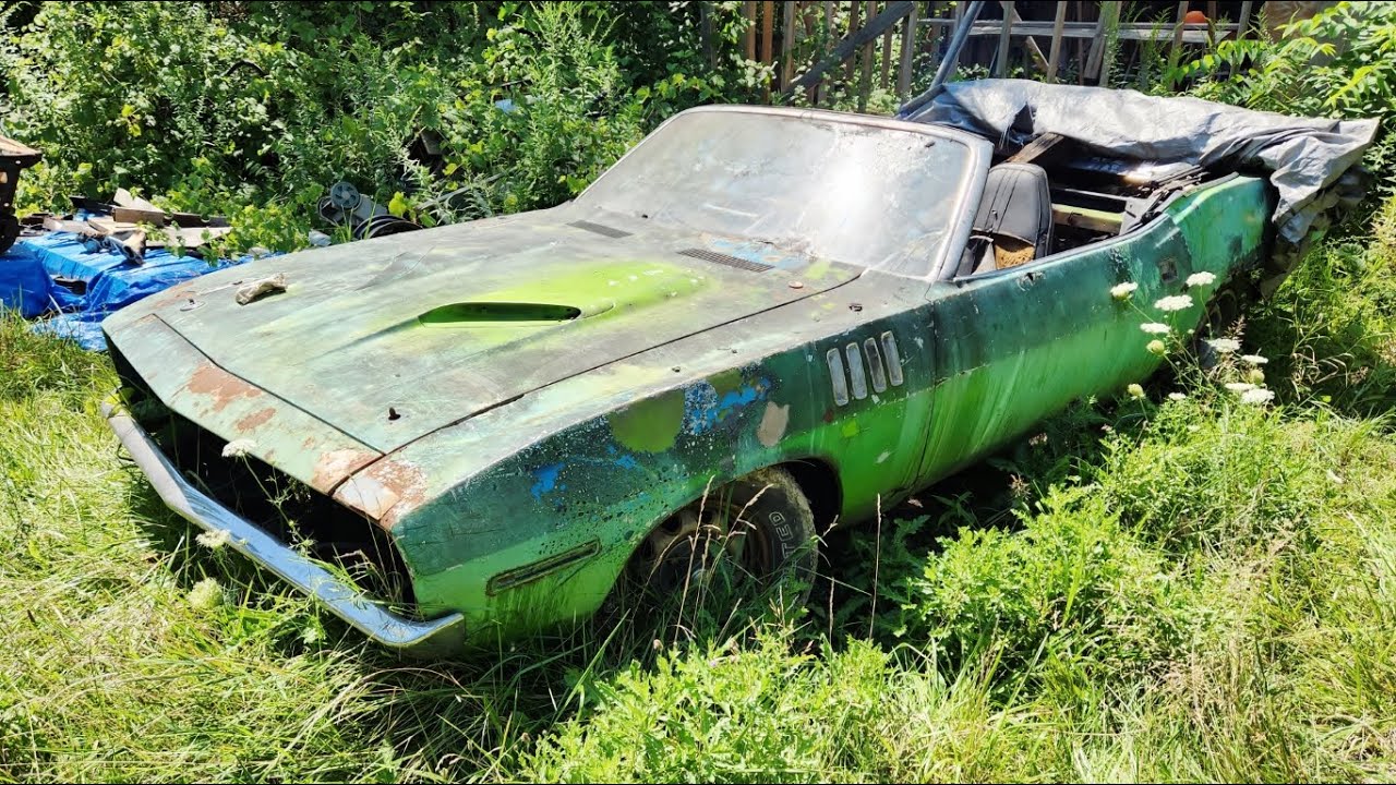 1971 Plymouth Cuda Barn Find Looks Terrible, But Survived A Fire