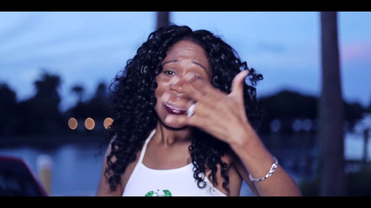 sofi-saint-all-in-the-head-official-video