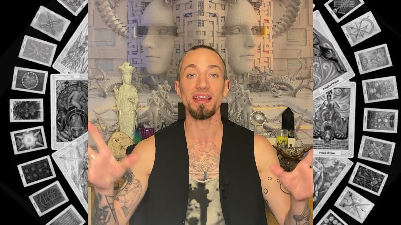 Tarot Foundation Course Applications Open!